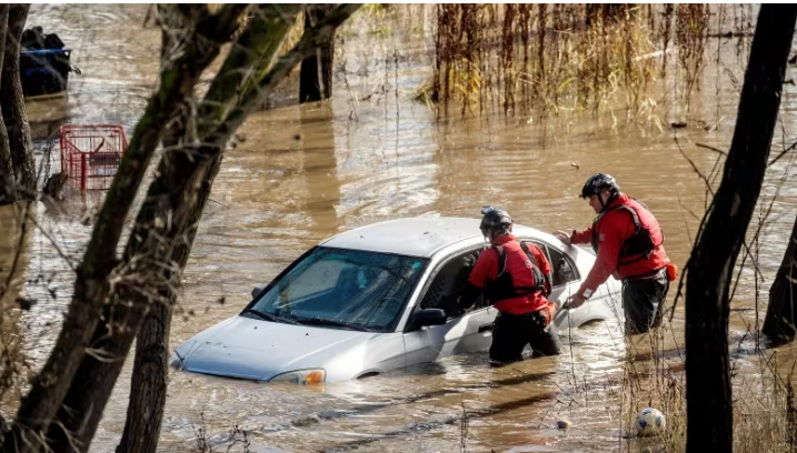 California storm Braces for More Rain Flood Risks Remain 1